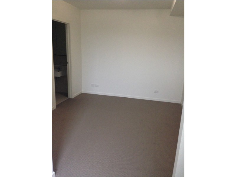 7/1 Woodward Way, Caroline Springs VIC 3023