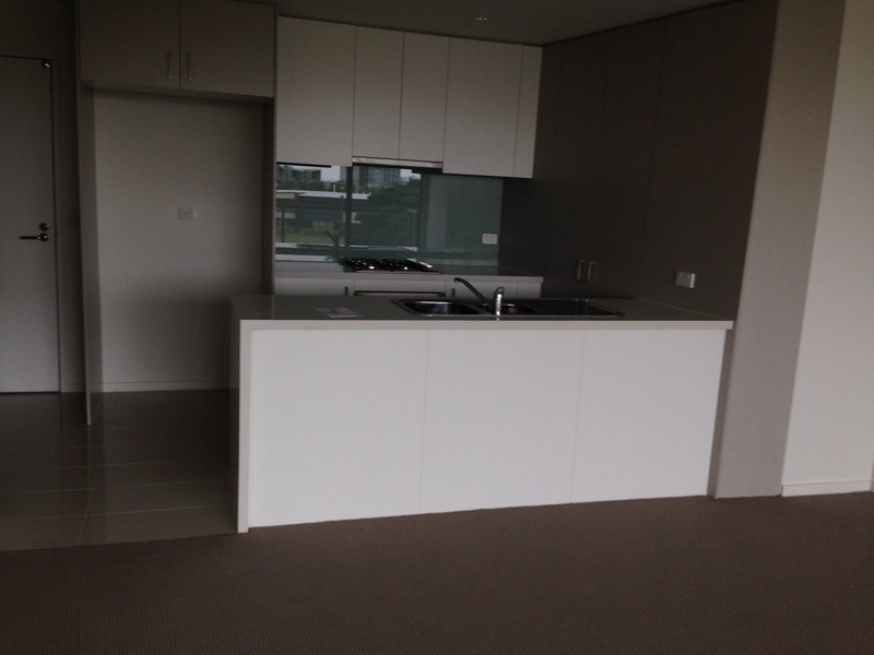 11/1 Woodward Way, Caroline Springs VIC 3023