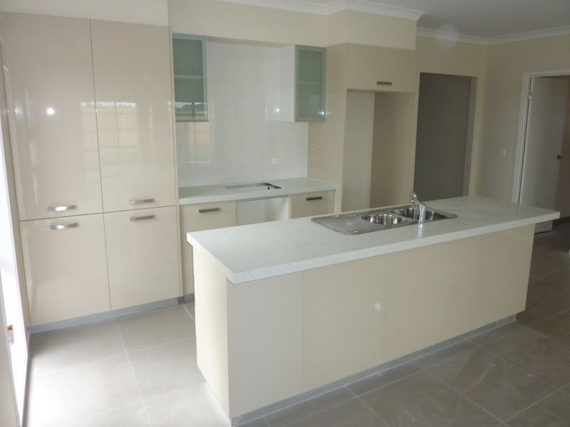 lot 313 Maplewood estate, Melton South VIC 3338