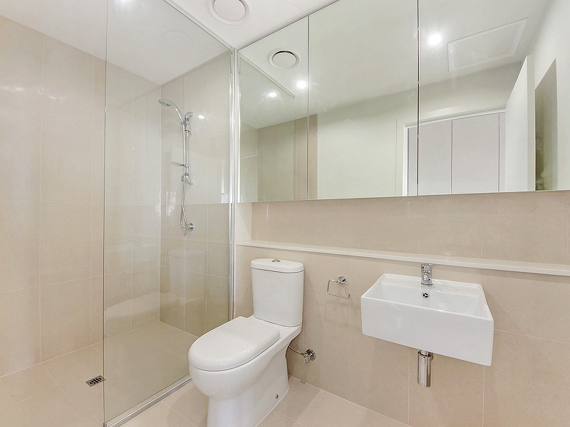 25/1 Woodward Way, Caroline Springs VIC 3023