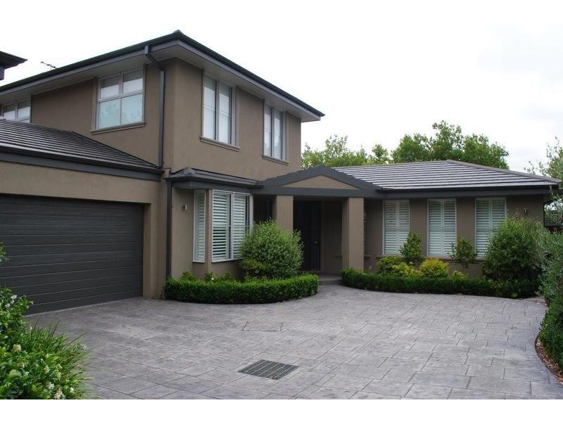 1A Newton Street, Surrey Hills VIC 3127