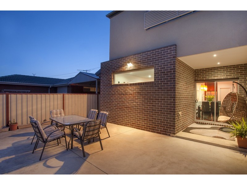 16 Sunrise Drive, Sunshine West VIC 3020