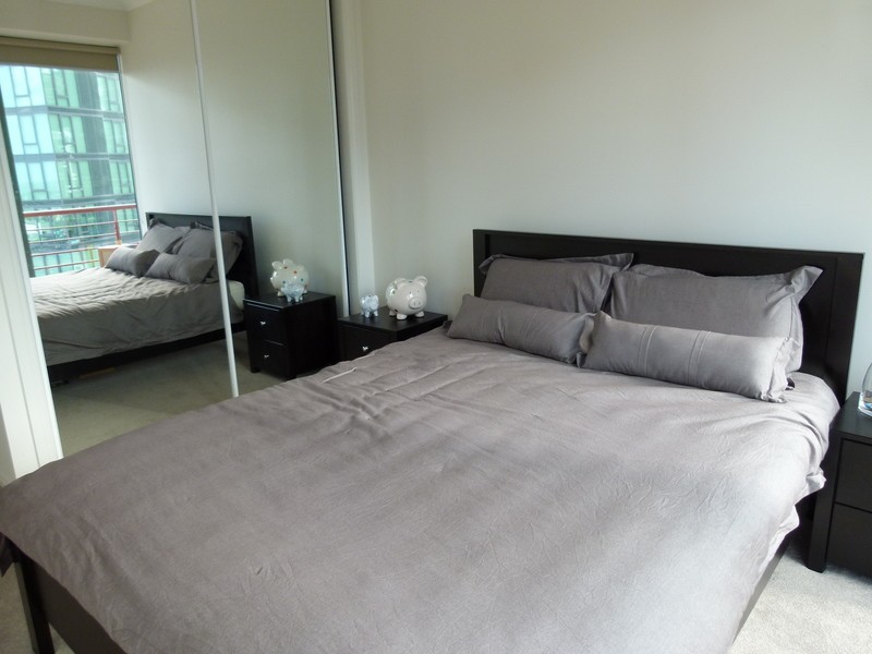 1707/83 Queensbridge Street, Southbank VIC 3006