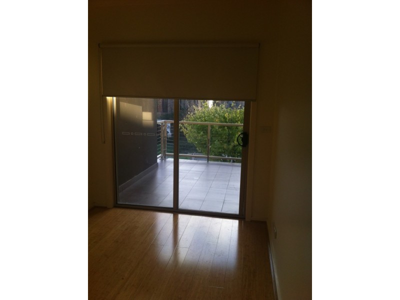 2 Cranwell Square, Caroline Springs VIC 3023