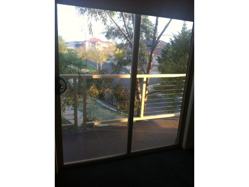 2 Cranwell Square, Caroline Springs VIC 3023