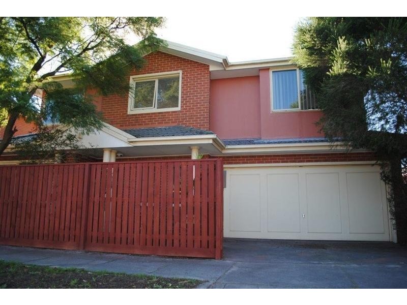 2/62 Marlborough Street, Bentleigh East VIC 3165