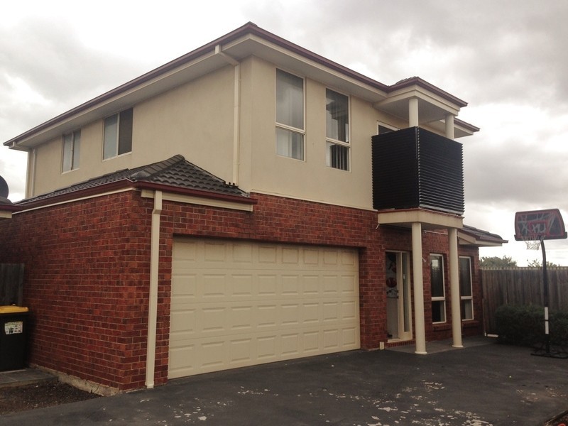 6/1A Thorogood Court, Taylors Lakes VIC 3038