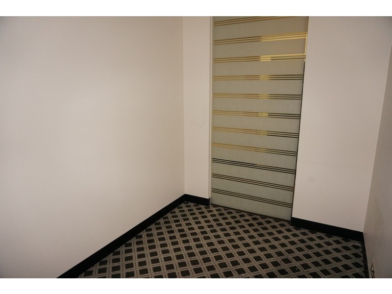 1005/1 Queens Road, Melbourne VIC 3004