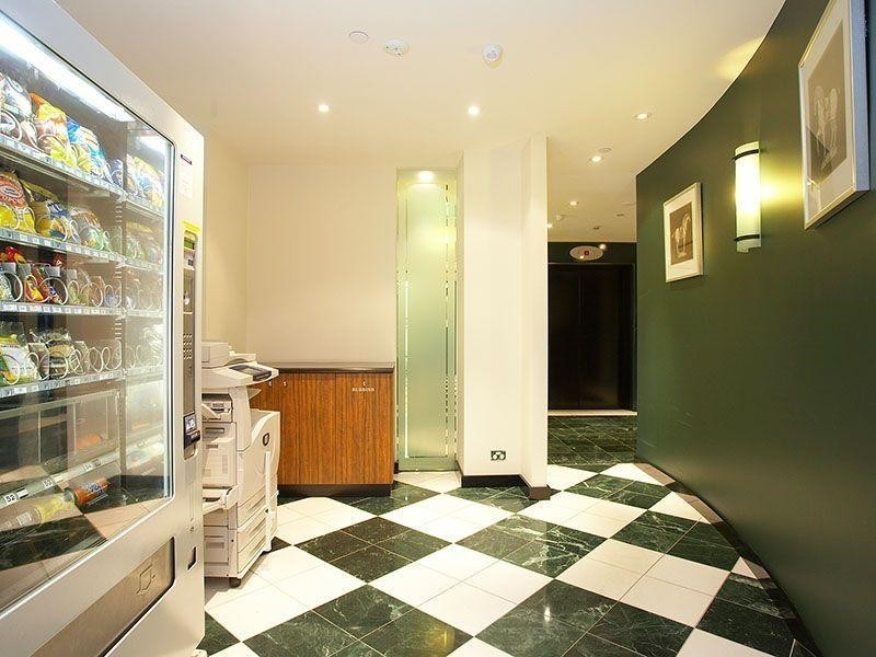 528/1 Queens Road, Melbourne VIC 3004