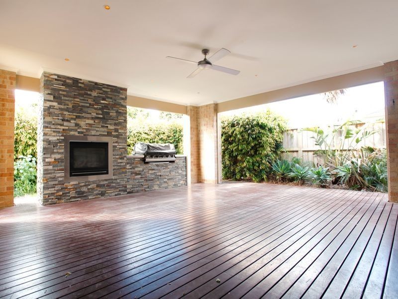 9 Moresby Court, Craigieburn VIC 3064