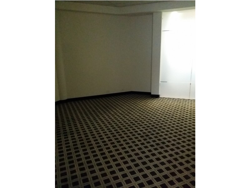 911/1 Queens Road, Melbourne VIC 3004