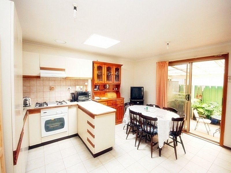 3/64-66  Bent Street, St Albans VIC 3021