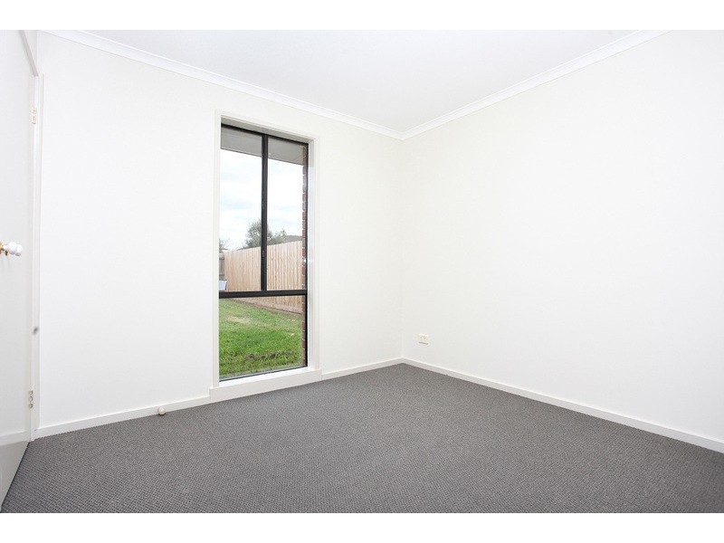 4 Nunn Ave, Truganina VIC 3029