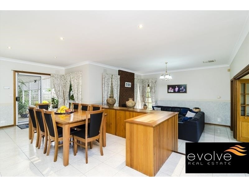 50 Wynarka Drive, Hoppers Crossing VIC 3029