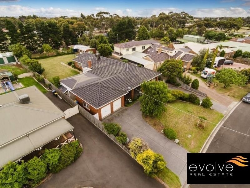 50 Wynarka Drive, Hoppers Crossing VIC 3029