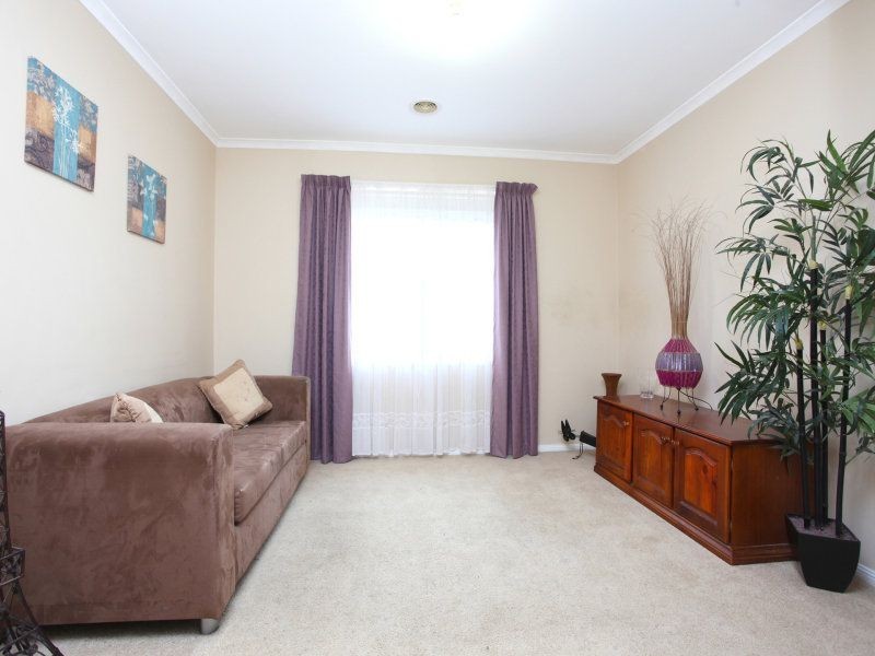 33 Pelham Cres, WYNDHAM GREEN, Wyndham Vale VIC 3024
