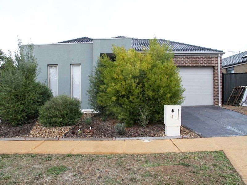 1 Walton Loop, Point Cook VIC 3030