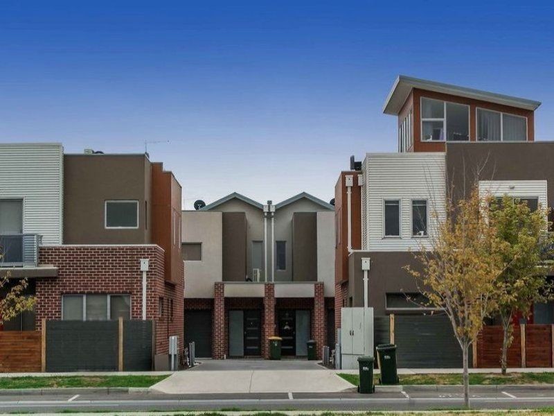 12 Painted Hills Road, Doreen VIC 3754