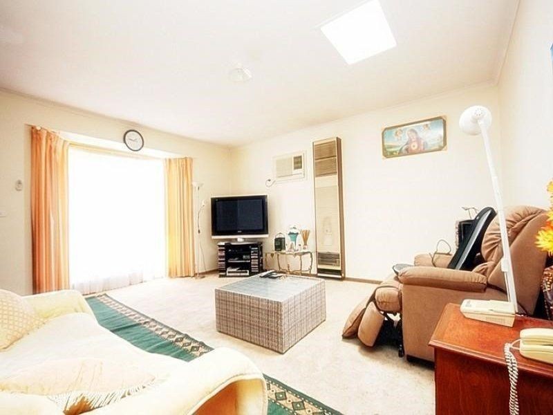 3/64-66 Bent Street, St Albans VIC 3021