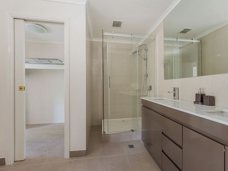 1707/83 Queensbridge Street, Southbank VIC 3006