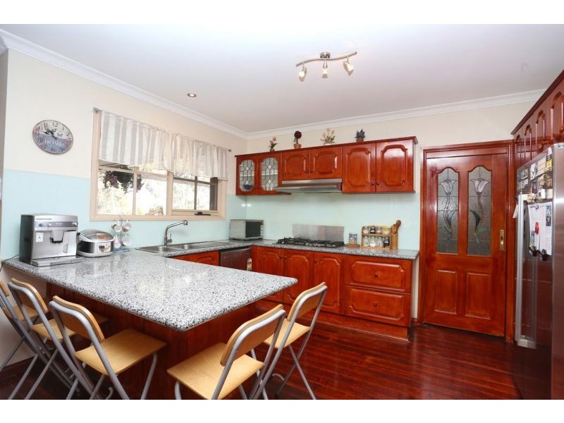 11 Carmyle Court, Avondale Heights VIC 3034