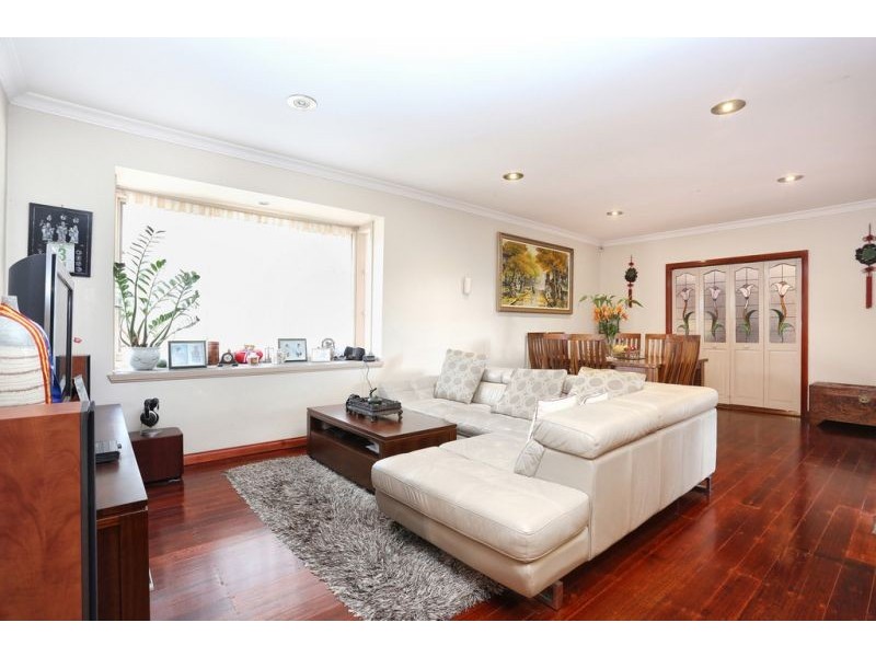 11 Carmyle Court, Avondale Heights VIC 3034