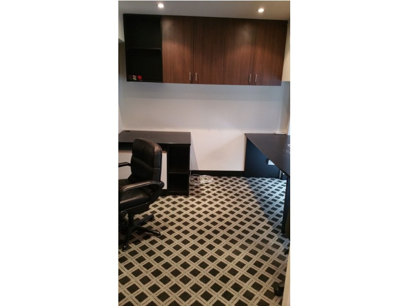T7 and T18/1 Queens Road, Melbourne VIC 3004