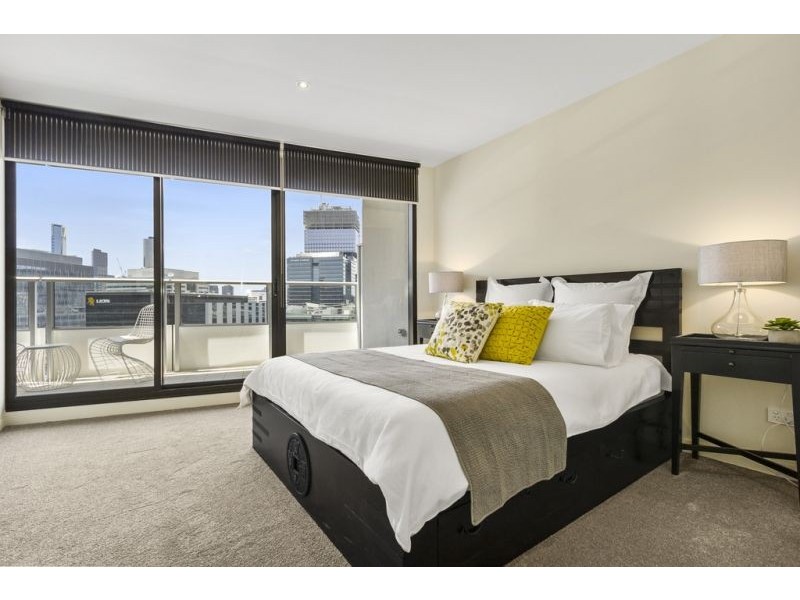 1608/100 Harbour Esplanade, Docklands VIC 3008