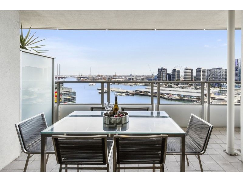 1608/100 Harbour Esplanade, Docklands VIC 3008