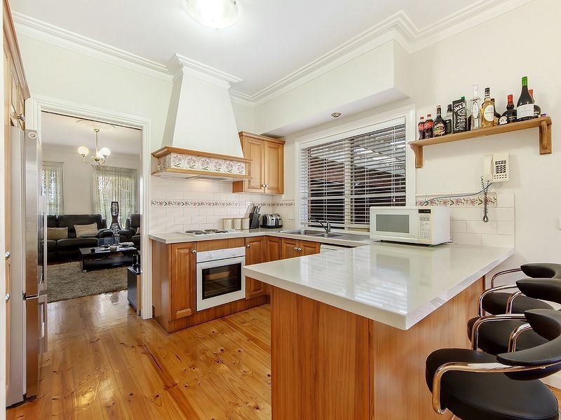 2/6 Wallace Drive, Greenvale VIC 3059