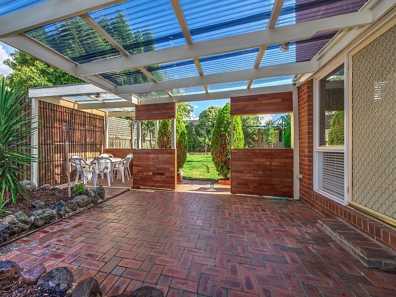2/6 Wallace Drive, Greenvale VIC 3059
