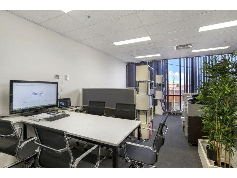 18/70 Racecourse Road, North Melbourne VIC 3051