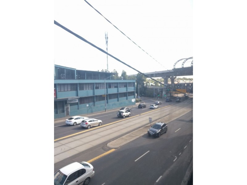 18/70 Racecourse Road, North Melbourne VIC 3051