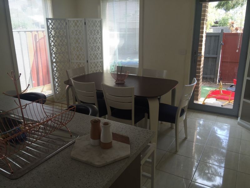 5/1 Dargi Green, Caroline Springs VIC 3023