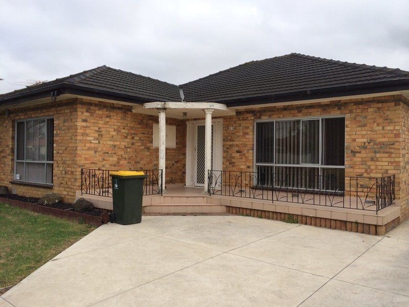 28 Whitesides Avenue, Sunshine West VIC 3020