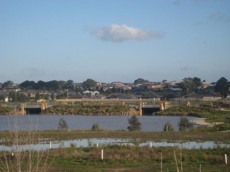 10/12 Painted Hills Road, Doreen VIC 3754