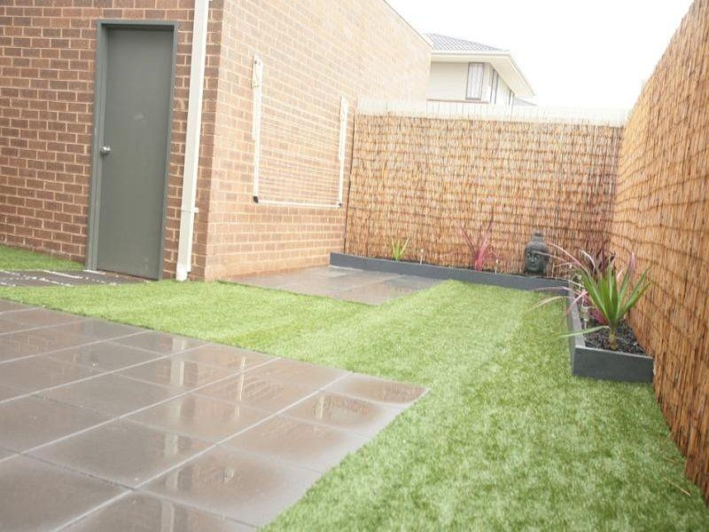 2 Sierra Avenue, Sunshine West VIC 3020