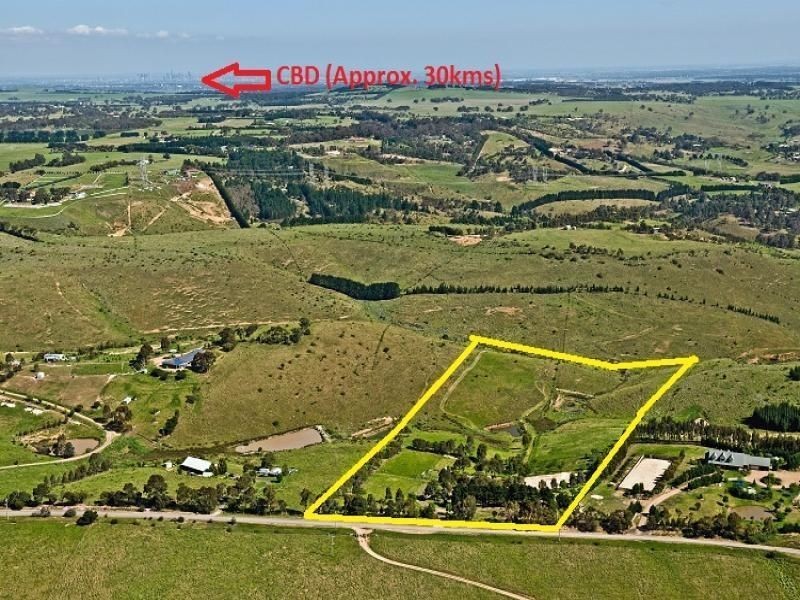 105 Kinnear Road, Mickleham VIC 3064