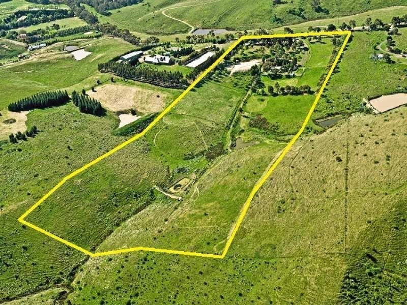 105 Kinnear Road, Mickleham VIC 3064