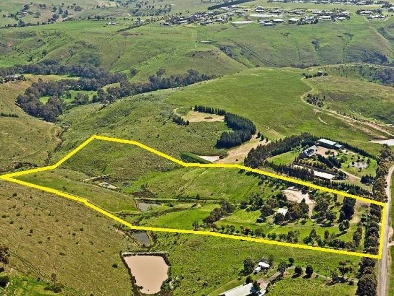 105 Kinnear Road, Mickleham VIC 3064