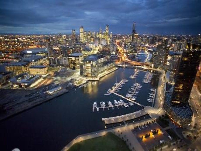 2102/1 Point Park Crescent, Docklands VIC 3008