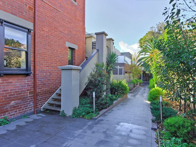 22/10 Tennyson Street, St Kilda VIC 3182