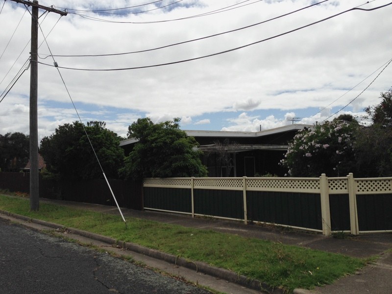 18 Matthews Street, Sunshine VIC 3020