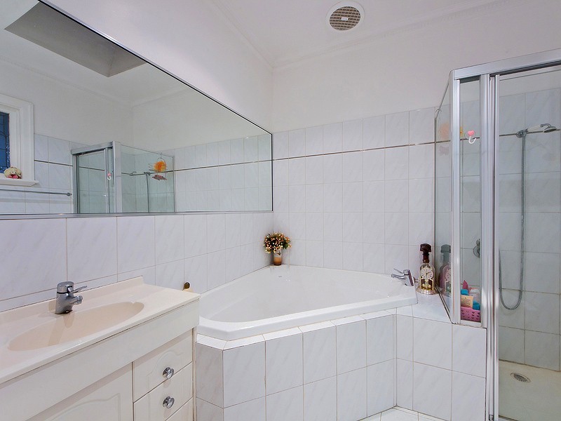 21 Cheeseman Avenue, Brighton East VIC 3187