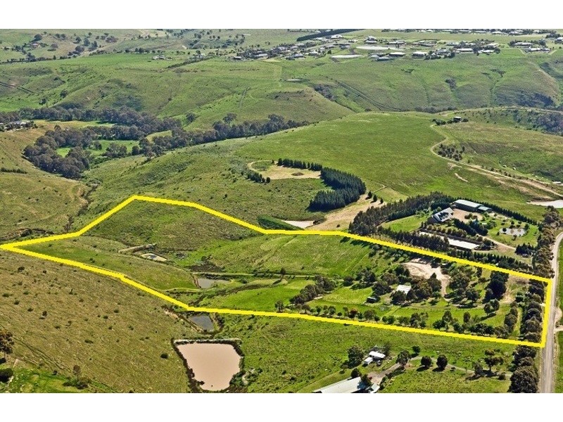 105 Kinnear Road, Mickleham VIC 3064