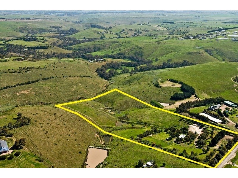 105 Kinnear Road, Mickleham VIC 3064