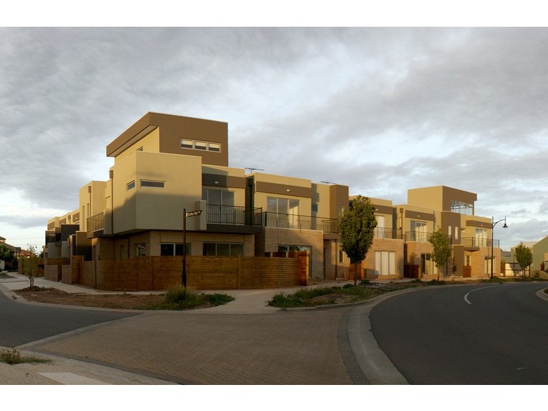 19-21 The Avenue, Caroline Springs VIC 3023