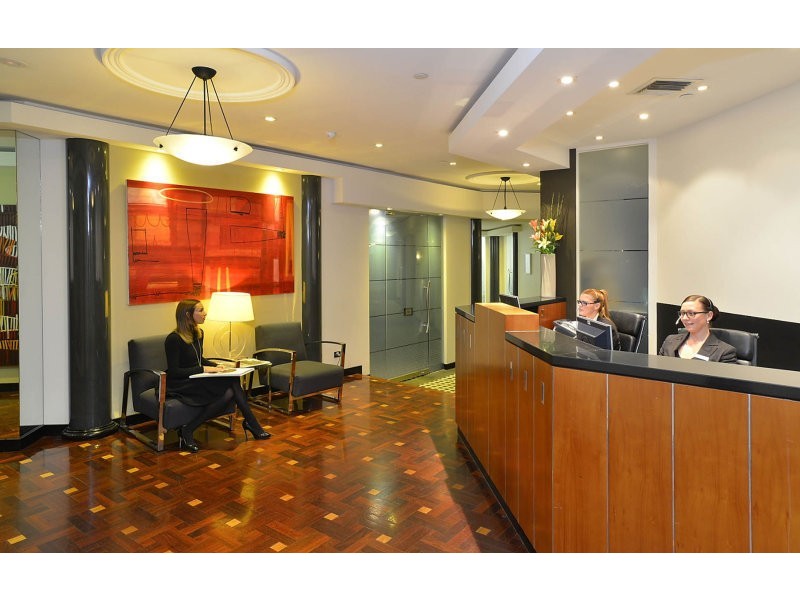 702/1 Queens Road, Melbourne VIC 3004