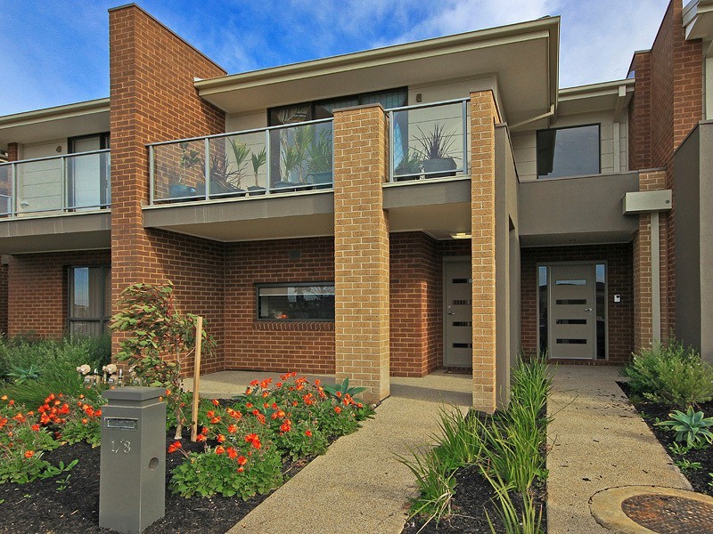 1/8 Sierra Avenue, Sunshine West VIC 3020