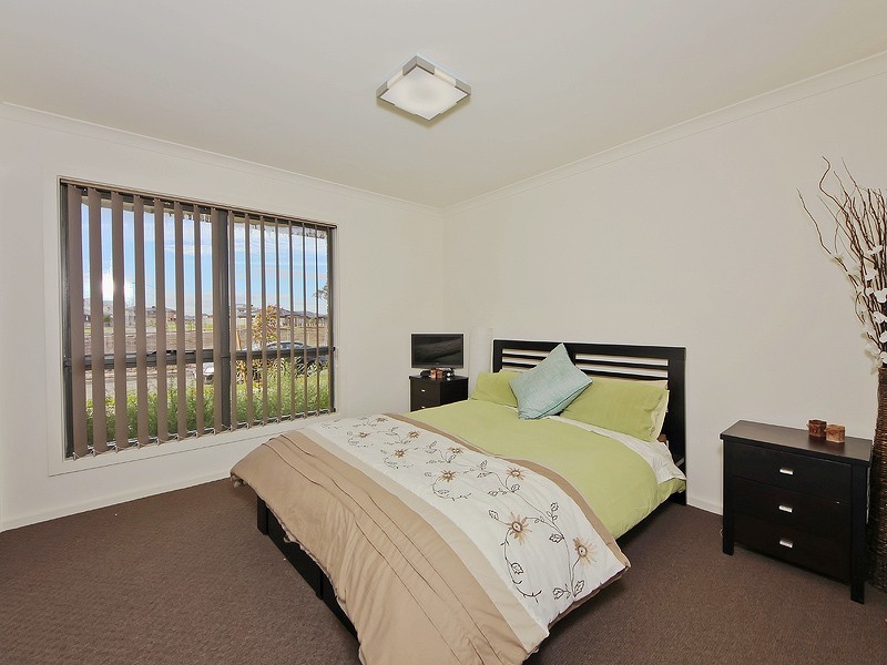 1/8 Sierra Avenue, Sunshine West VIC 3020